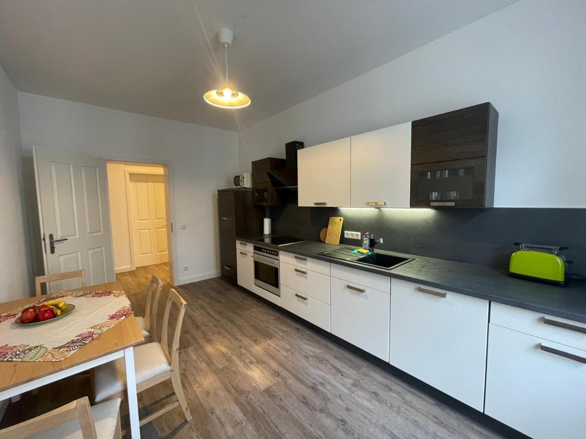 Boutique Hotel Pension Luisengruen Kueche 1Gbs Wlan Netflix Disney Magentatv Chemnitz Extérieur photo