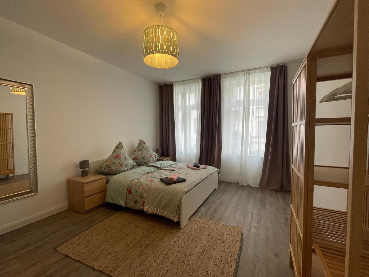 Boutique Hotel Pension Luisengruen Kueche 1Gbs Wlan Netflix Disney Magentatv Chemnitz Extérieur photo